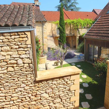 Logis Hotel Archambeau Thonac Exterior foto
