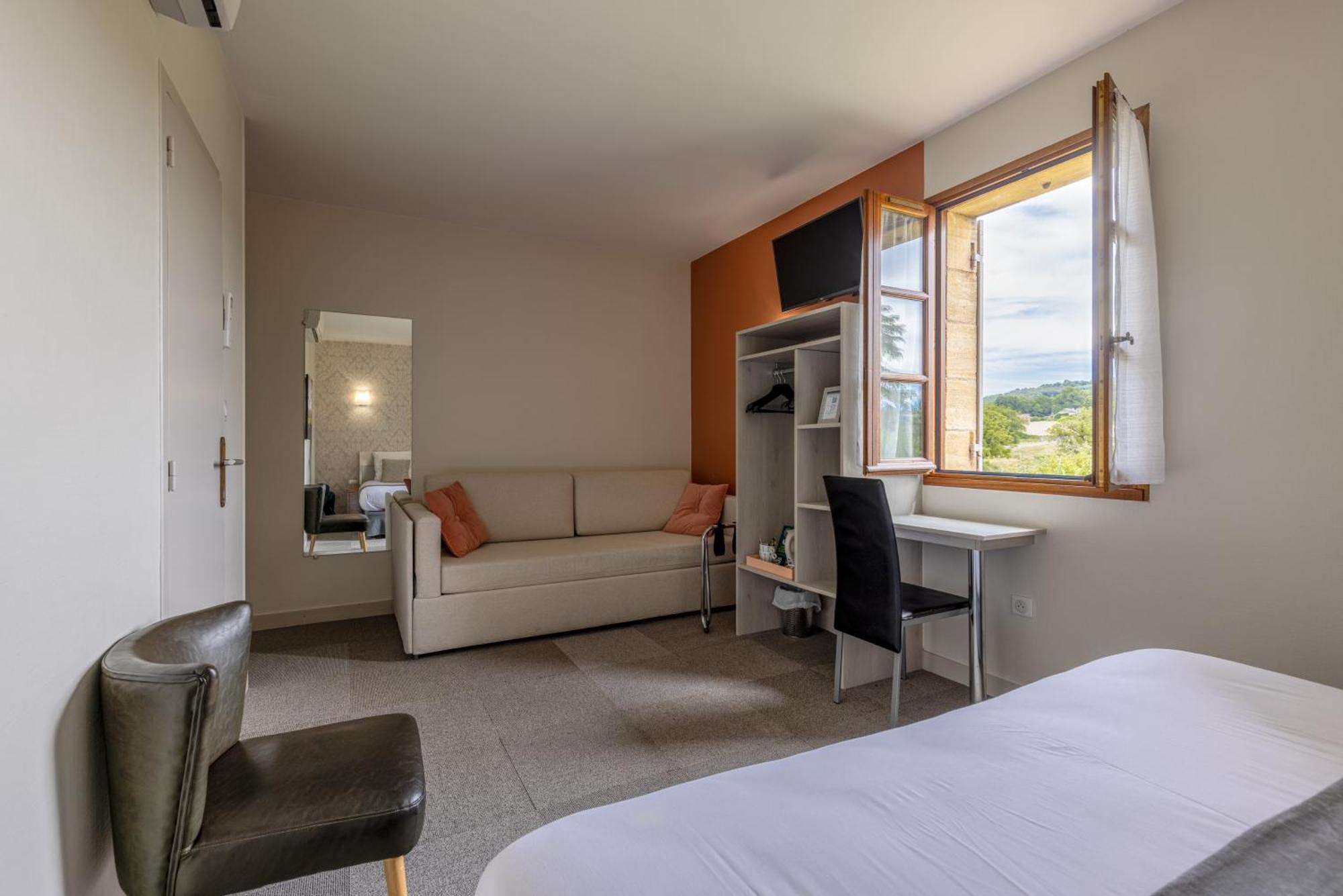 Logis Hotel Archambeau Thonac Exterior foto